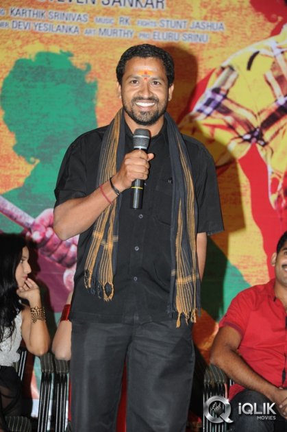 Hrudaya-Kaleyam-Movie-Trailer-Launch